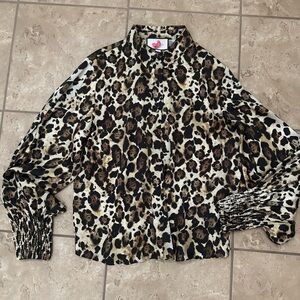 LEOPARD BUTTON DOWN POOF SLEEVE BLOUSE